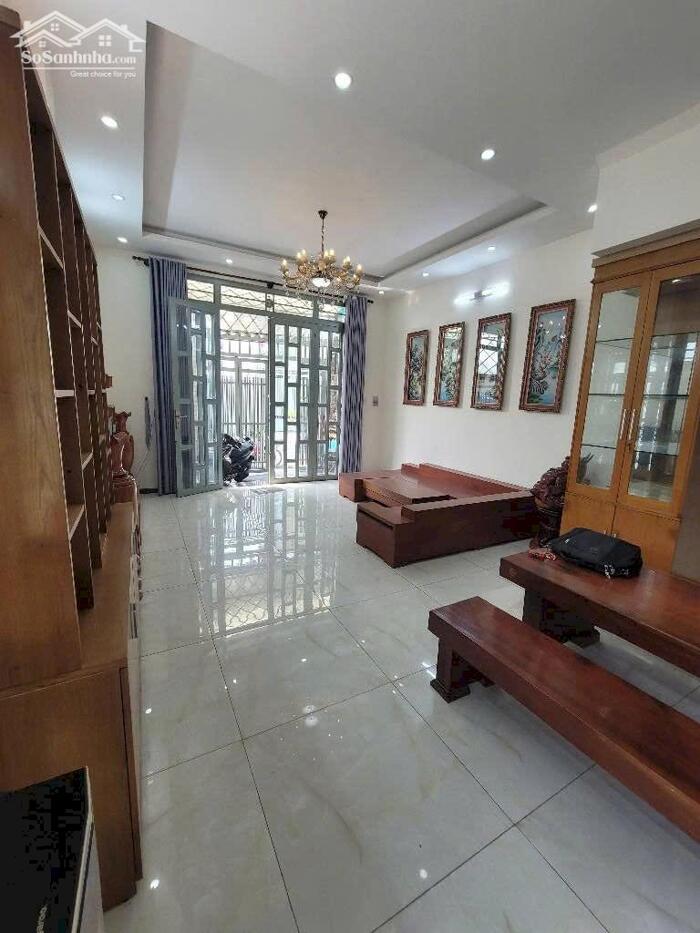 Hình ảnh Ngay Ngã Tư Ga, căn góc hiếm 2 mặt tiền đường 8m không LG, 5x13m, 3 tầng nhỉnh 7Tỷ 4