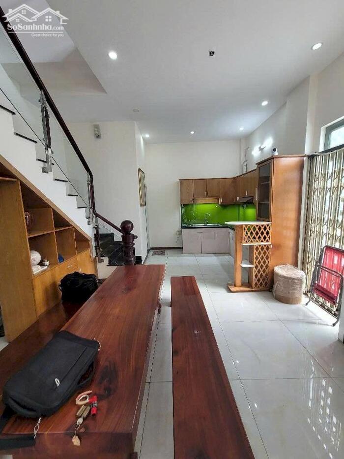 Hình ảnh Ngay Ngã Tư Ga, căn góc hiếm 2 mặt tiền đường 8m không LG, 5x13m, 3 tầng nhỉnh 7Tỷ 5