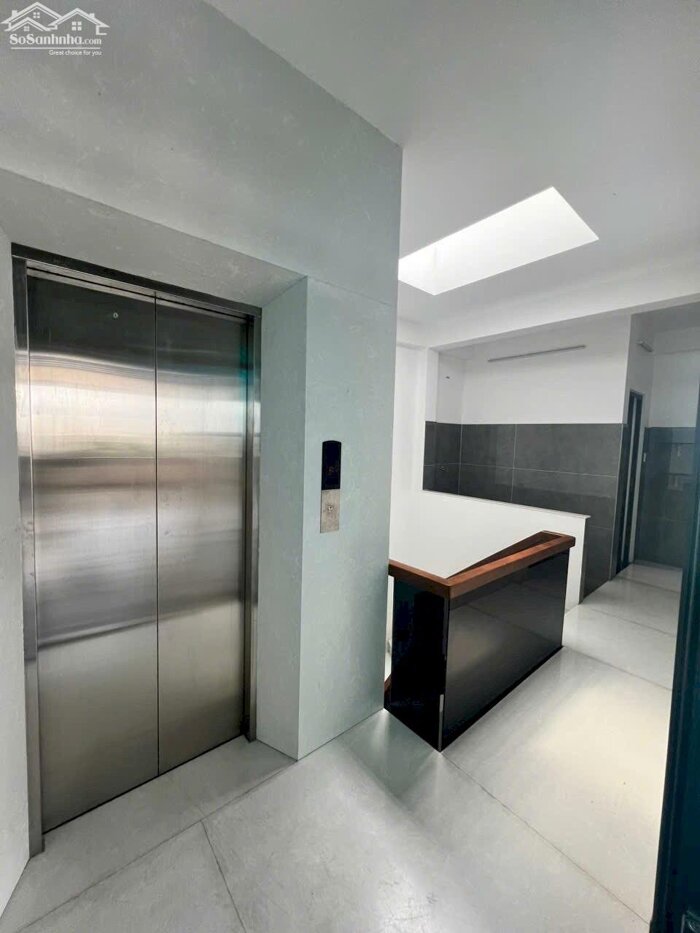 Hình ảnh Bán nhà MẶT TIỀN Lê Quang Định , P.14 , BT , 15x50( NH18) ,610m2 , XD: Hầm 9L 1