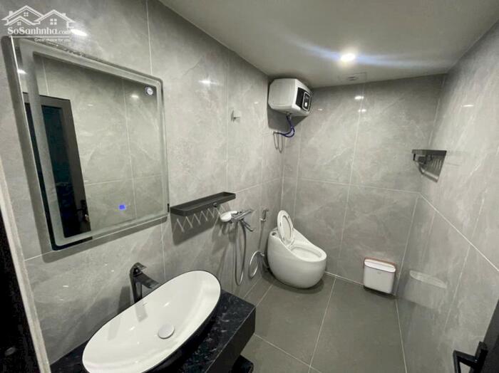 Hình ảnh Cho thuê nhà Văn Cao, 5 ngủ khép kín (85m2), nội thất cao cấp 1