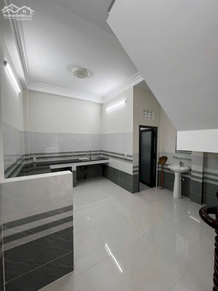 Hình ảnh 4tỷ 380 - BÁN NHÀ 3 TẦNG (full nội thất) ĐƯỜNG ĐẶNG VĂN NGỮ (Đường 5A) KDC THỚI NHỰT 1 4