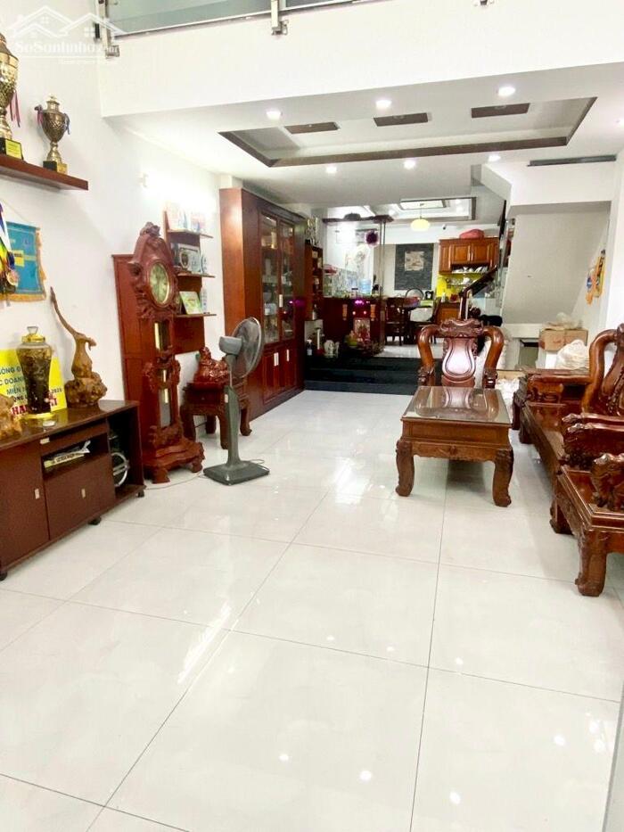 Hình ảnh Nhà chính chủ gửi bán 1 sẹc Đ.số 30 HXT 93m2 5 tầng mới DT 20 triệu gần chợ hơn 9 tỷ 1