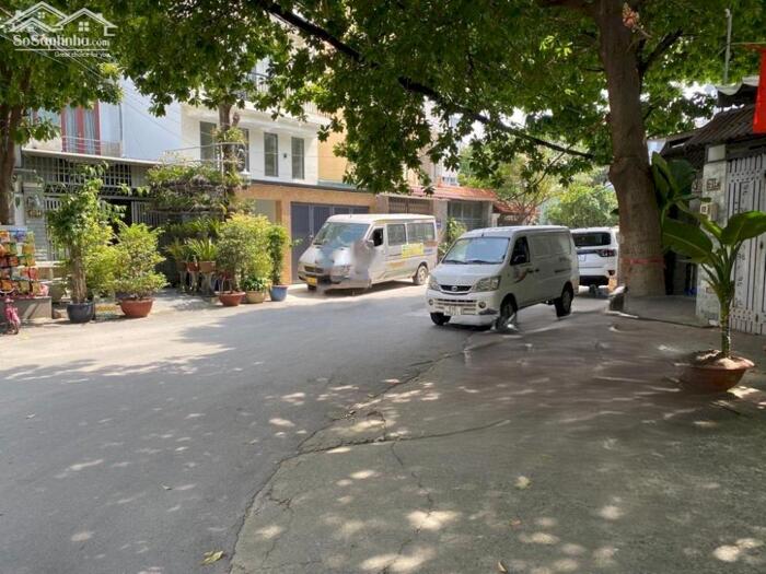 Hình ảnh Nhà chính chủ gửi bán 1 sẹc Đ.số 30 HXT 93m2 5 tầng mới DT 20 triệu gần chợ hơn 9 tỷ 8