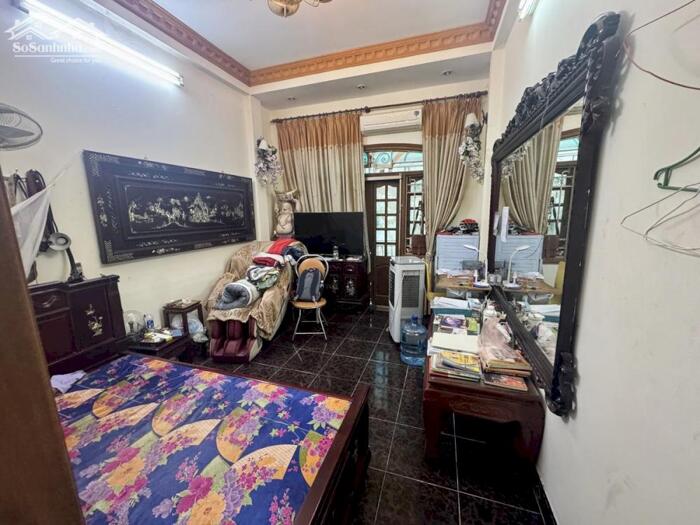 Hình ảnh Nhà 5 Tầng Mặt Đường Hoàng Cầu - Đống Đa, View Hồ, 6PN, Khu vực hiếm nhà bán, Ở/KD Cafe/VP 4