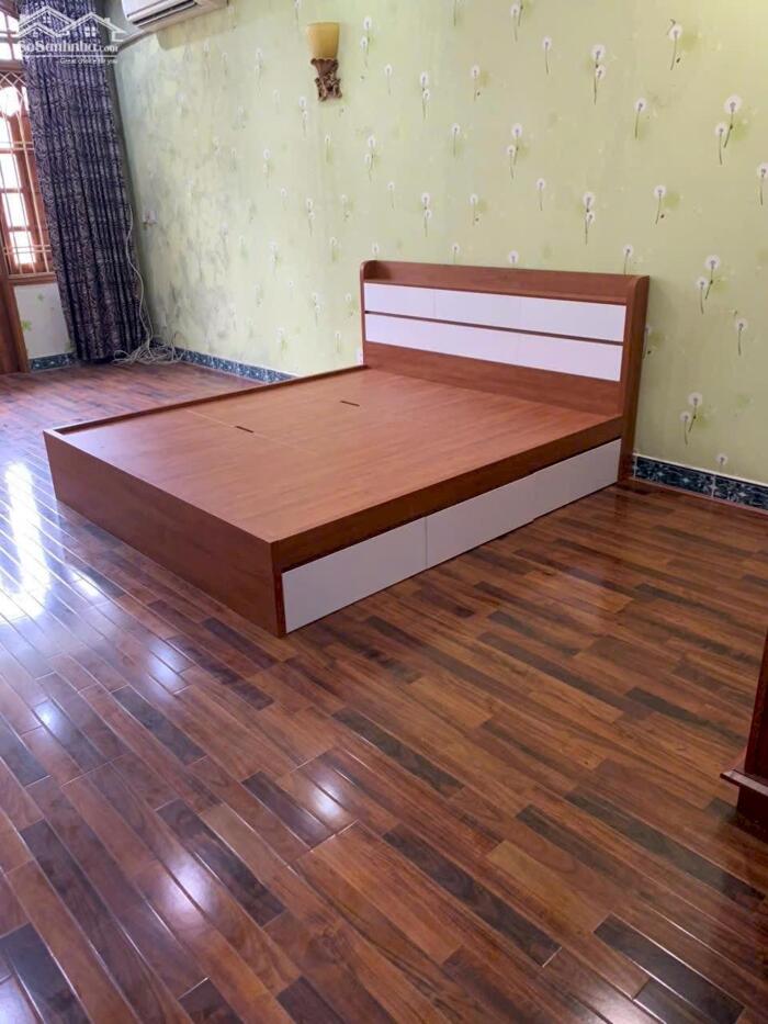 Hình ảnh CHO THUÊ NHÀ MẶT PHỐ VĂN CAO - 4 TẦNG, 6 NGỦ, KINH DOANH SẦM UẤT! 0