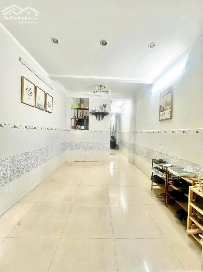 Hình ảnh NHÀ ĐẸP THÀNH THÁI, Q.10, 100m2 DTSD, 3 TẦNG, HẺM 3M, KHU PHÂN LÔ, HOÀN CÔNG ĐỦ, GẦN CHỢ, TRƯỜNG HỌC, CHỈ 6.X T.Ỷ 3