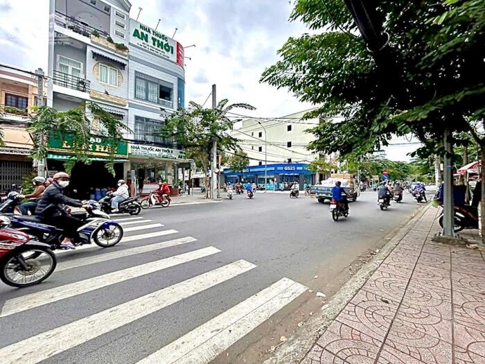 Hình ảnh Bán Nhà Mặt tiền đường Trần Quang Diệu - Ngay Ngã 3 Đồng Văn Cống 0