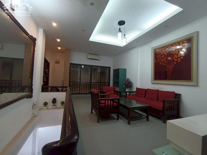 Hình ảnh Bán Nhà Phố Quảng Khánh Tây Hồ 70m2-5T Phù Hợp 7T 26 Tỷ Có Thương Lượng. 3