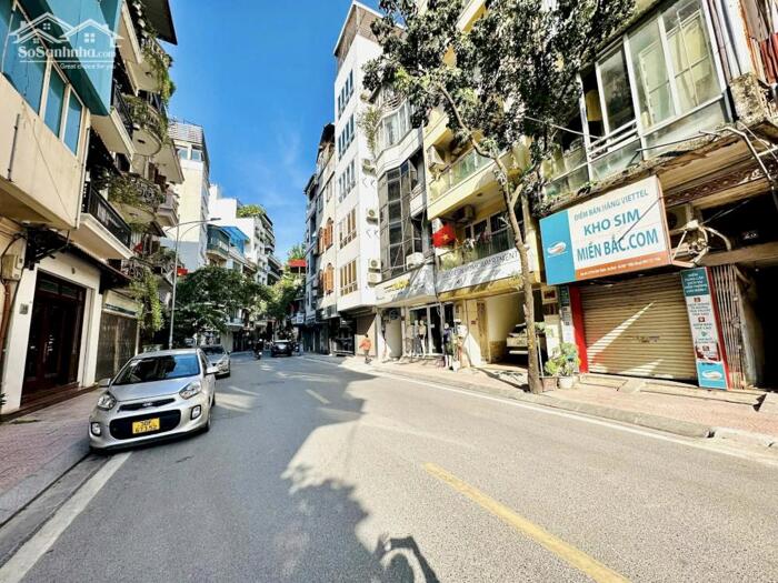 Hình ảnh Bán Nhà Mặt Phố Phó Đức Chính Ba Đình 70m2-4T-MT5m Vỉa Hè 56,2 Tỷ Có Thương Lượng. 0