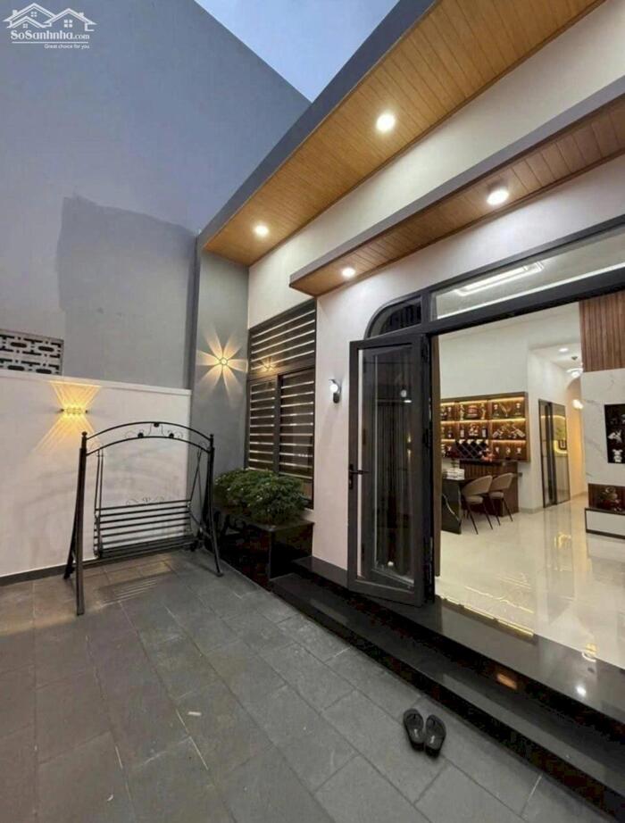 Hình ảnh Bán Nhà Đẹp Full Nội Thất Đường Phước Long – Nam Nha Trang 3