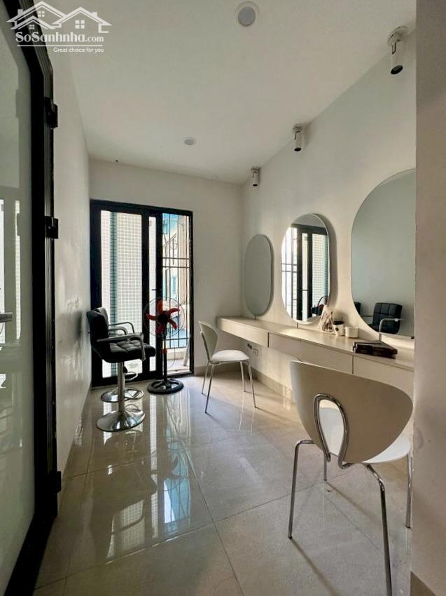 Hình ảnh Nhà mặt ngõ lớn Thái Hà, vỉa hè rộng, 4 tầng thông sàn, kinh doanh mạnh – 40m² – 30 tỷ 1