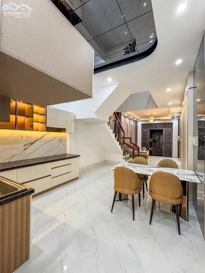 Hình ảnh Bán Nhà Trệt Lầu Full Nội Thất Hẻm 102 Lê Anh Xuân Ninh Kiều Cần Thơ 5