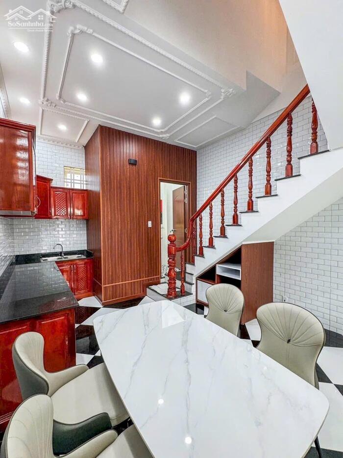 Hình ảnh Bán nhà MẶT TIỀN, 1T3L đúc, sổ hoàn công, gần cầu Gạch Ngỗng (Mậu Thân) 7