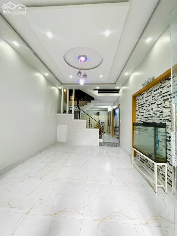 Hình ảnh Cho thuê nhà phố Văn Cao, 4 p.ngủ full đồ, DT: 55m2. 7