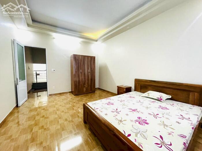 Hình ảnh Cho thuê nhà phố Văn Cao, 4 p.ngủ full đồ, DT: 55m2. 10