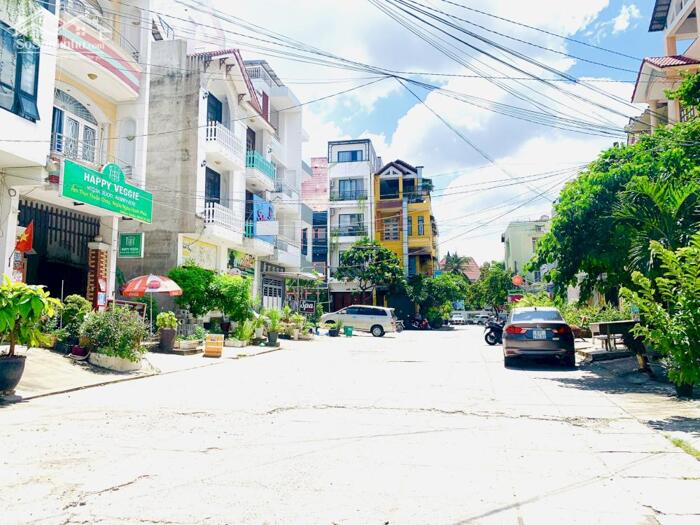 Hình ảnh Bán Nhà 4 Tầng Ngay Phố Đêm Xuân Thủy Thảo Điền DT:90m2(4mx22,5m) Giá 24,5 Tỷ TL 2