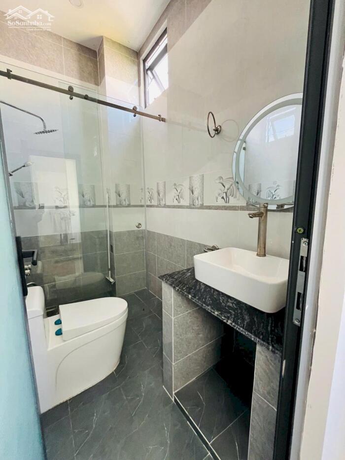 Hình ảnh NHÀ CHO THUÊ TRỆT 2 LẦU + SÂN THƯỢNG – THIẾT KẾ ĐẸP – KDC THIÊN LỘC, CẦN THƠ | 12 TRIỆU 8