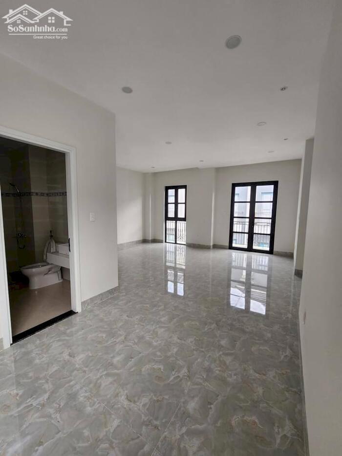 Hình ảnh CHO THUÊ BIỆT THỰ VINHOMES GRAND PARK BIỆT THỰ 3 TẦNG TRÊN 200M2 HOÀN THIỆN GIÁ CHỈ 35 TRIỆU/THÁNG 2