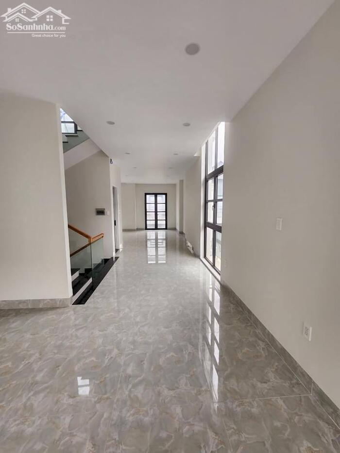 Hình ảnh CHO THUÊ BIỆT THỰ VINHOMES GRAND PARK BIỆT THỰ 3 TẦNG TRÊN 200M2 HOÀN THIỆN GIÁ CHỈ 35 TRIỆU/THÁNG 3