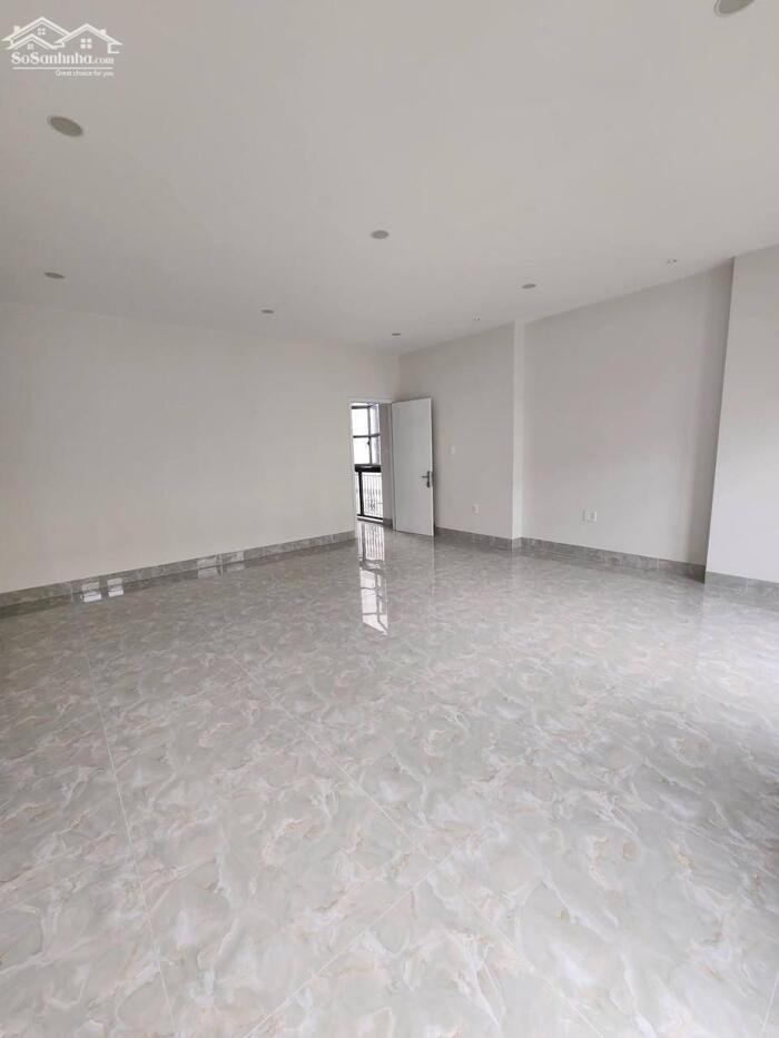 Hình ảnh CHO THUÊ BIỆT THỰ VINHOMES GRAND PARK BIỆT THỰ 3 TẦNG TRÊN 200M2 HOÀN THIỆN GIÁ CHỈ 35 TRIỆU/THÁNG 4