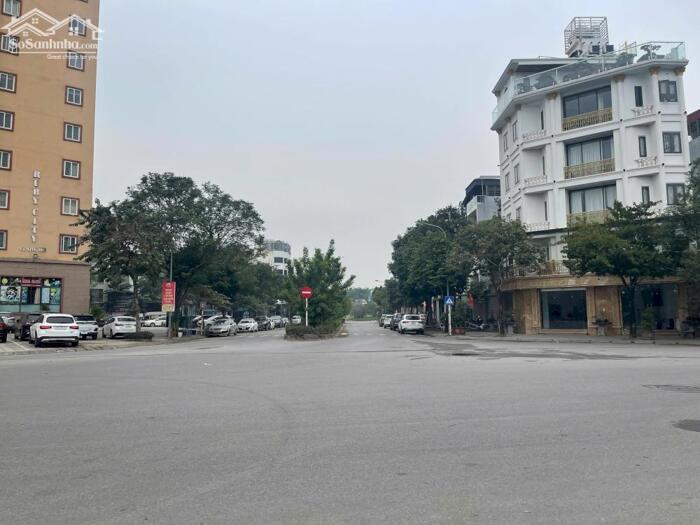 Hình ảnh Bán 100m đất đấu giá TT5A Giang Biên chân toàn chung cư Ruby kinh doanh đa dạng 2