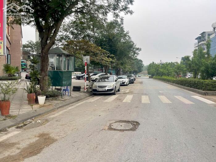 Hình ảnh Bán 100m đất đấu giá TT5A Giang Biên chân toàn chung cư Ruby kinh doanh đa dạng 4