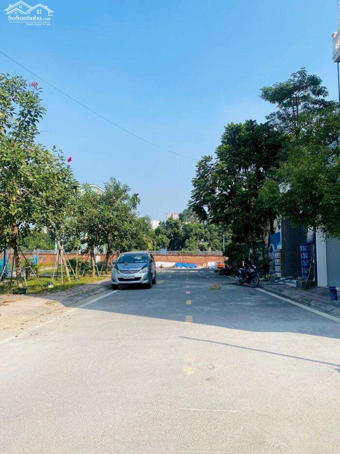 Hình ảnh Bán đất khu đấu giá Bảo Sơn, Liên Bảo, Vĩnh Yên. Đất view vườn hoa, gần hồ 1