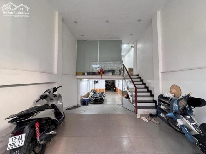 Hình ảnh Bán Nhà Mặt Xã Đàn II Đống Đa 105m2-10T Dân Xây Tặng Nội Thất 43 Tỷ Có Thương Lượng. 1