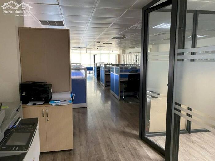 Hình ảnh Tòa Văn Phòng Ô CHỢ DỪA 330M2 9 Tầng MT 10M 140 Tỷ Dòng Tiền 3.6 Tỷ /Năm 2