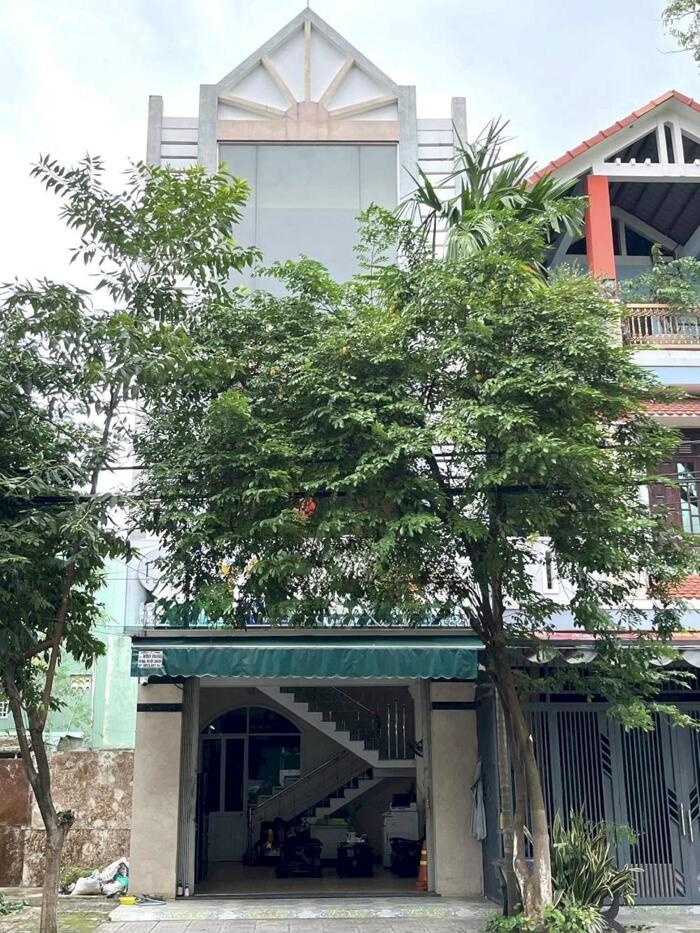 Hình ảnh Chính chủ gửi bán nhà 3 tầng MT đường Trần Nguyên Đán,Đà Nẵng 2