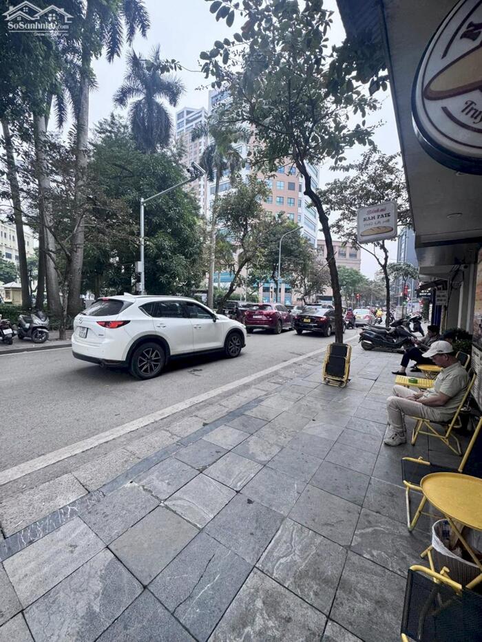 Hình ảnh Phố Quán Sứ 5 Tầng Thang Máy 16 Tỷ 3 Thoáng Cách Phố 5M 0