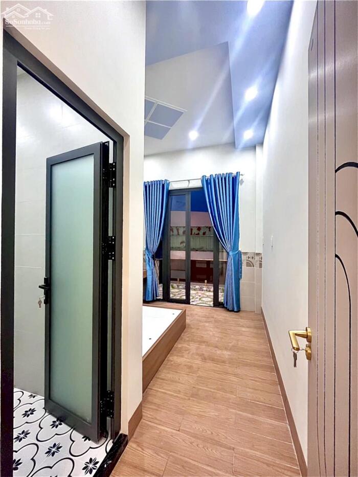 Hình ảnh Bán Nhà Trệt Lầu 3 phòng Ngủ - hẻm đường Hồ Bún Xáng - Gần ĐHCT 12