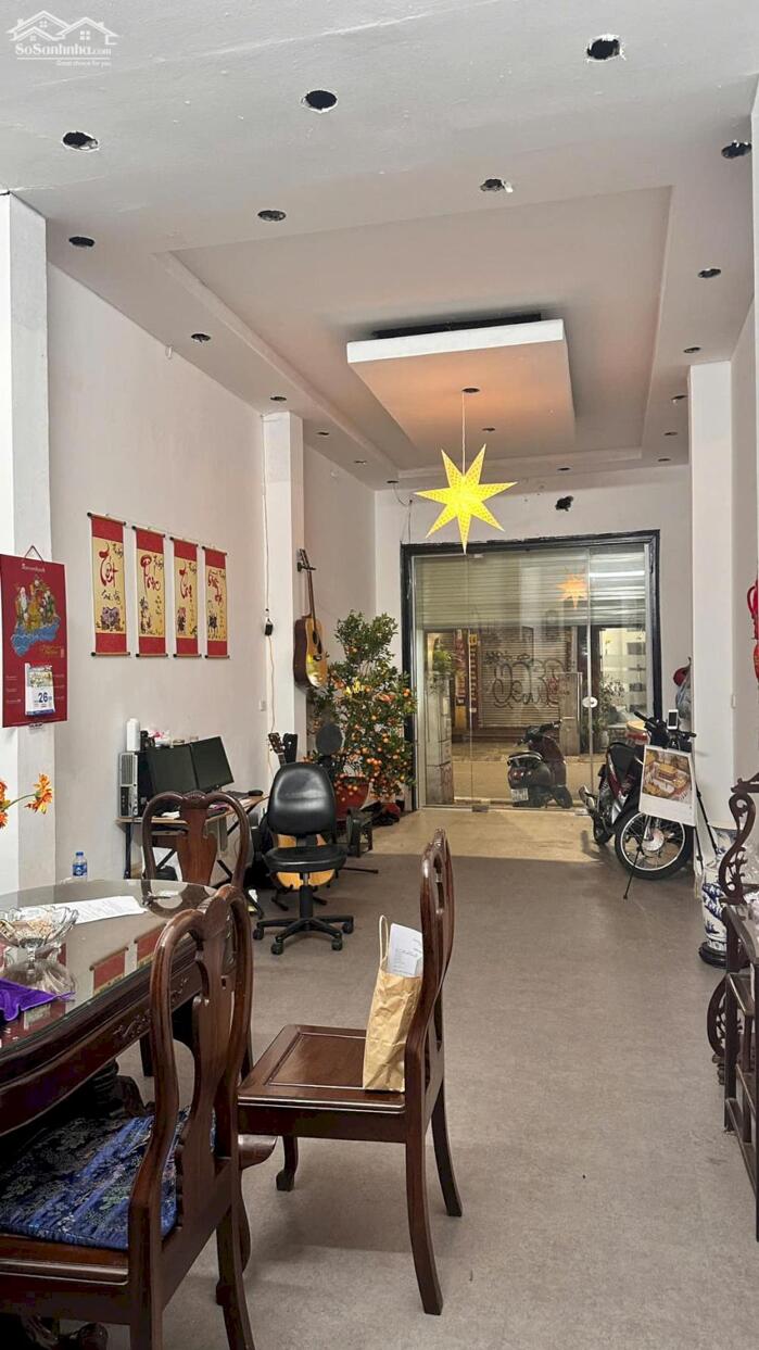 Hình ảnh Gía Tốt ! Mặt Phố Hàng Phèn 4 Tầng Khung Cột Ô Chờ Thang Máy Chỉ 46 Tỷ 3