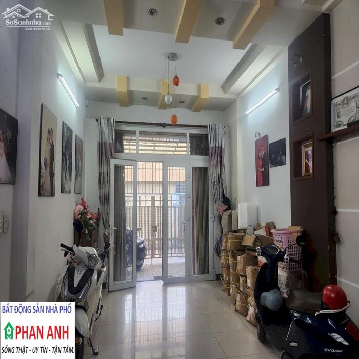 Hình ảnh Nhà mặt phố Quận 9 | 2 phút ra đến Chợ Nam Hòa | 3 tầng 5 pn, chỉ 9 tỷ.n.n.n. 1
