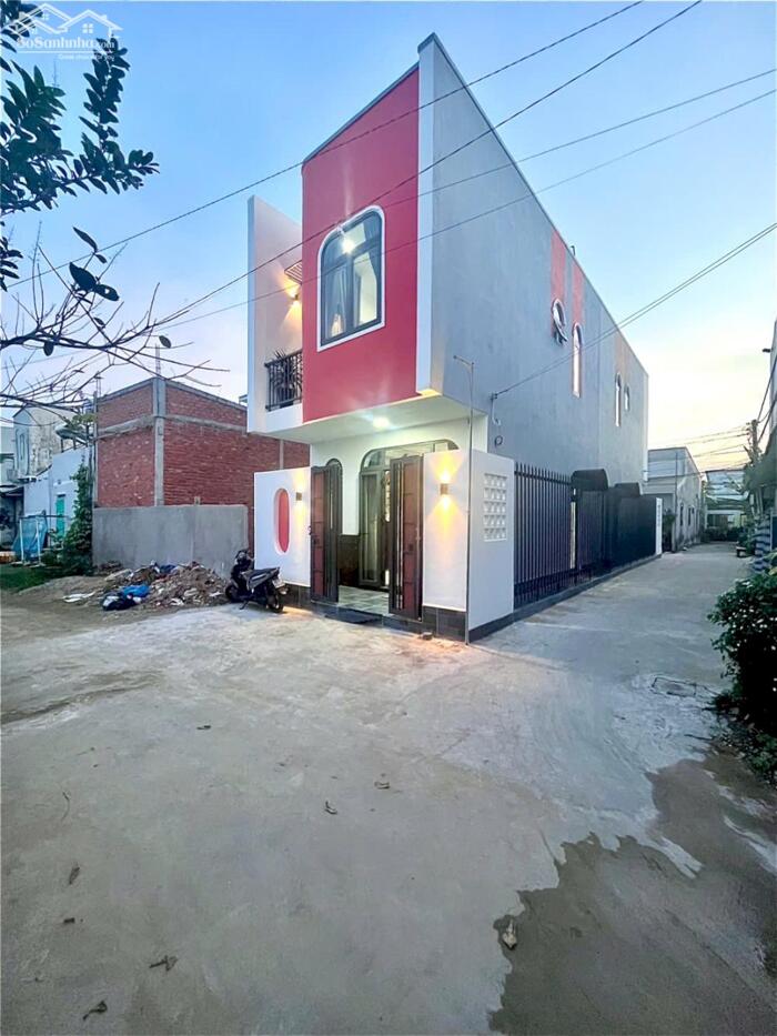 Hình ảnh Bán Nhà Xây Mới Góc 2 Mặt tiền KDC 923 - Gần Chợ Nổi & Trường Mầm non 1