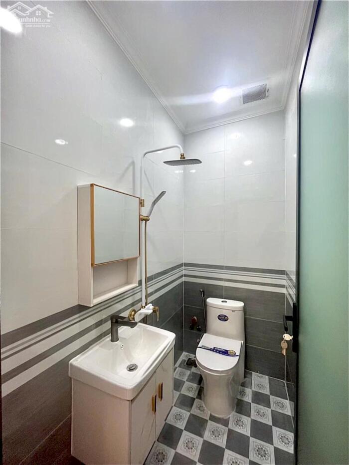 Hình ảnh Bán Nhà Trệt Lầu Mới Full Nội Thất Kế Trục chính KDC 3A - Gần Chợ Nổi + Trường học 2