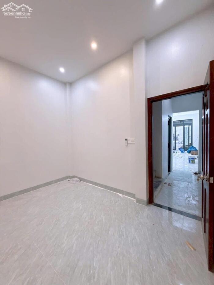 Hình ảnh Nhà 3 phòng Ngủ - Gần ĐHYD, ĐKTW, Hồ Bún Xáng ĐHCT - Ô Tô đậu trong Nhà 4