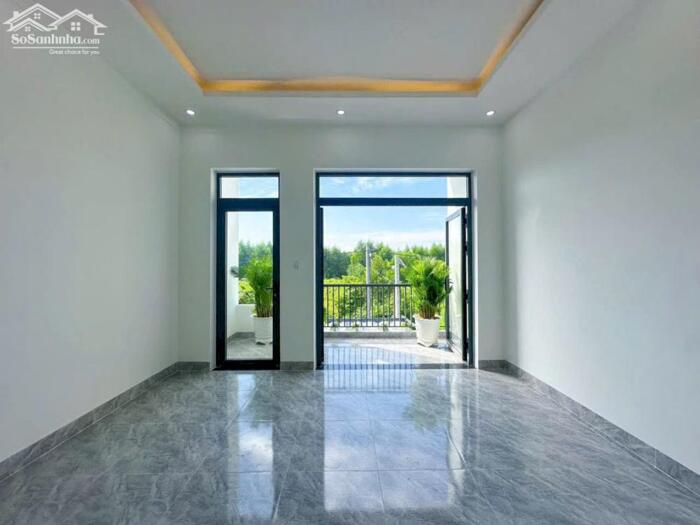 Hình ảnh Nhà Lầu Mặt Tiền Kinh Doanh – 100m² – Chỉ 700 Triệu, Sổ Riêng 3