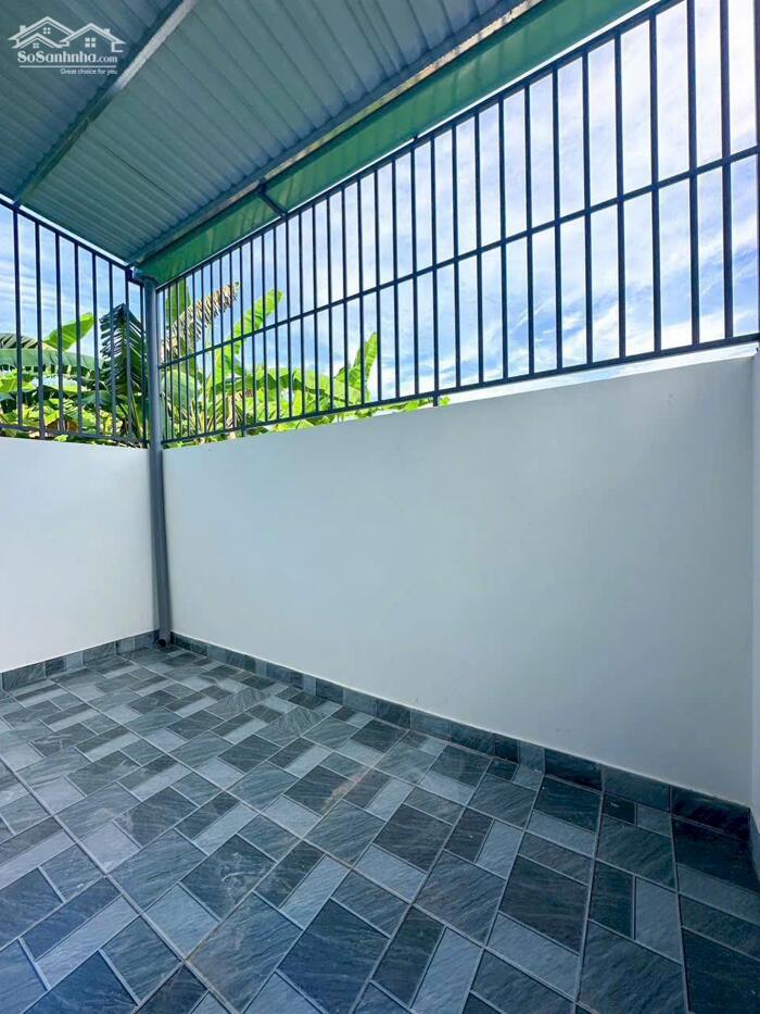 Hình ảnh Nhà Lầu Mặt Tiền Kinh Doanh – 100m² – Chỉ 700 Triệu, Sổ Riêng 1