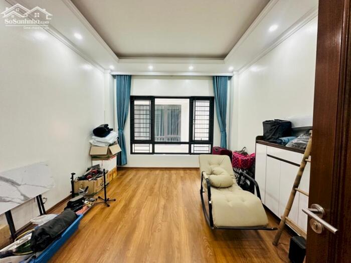 Hình ảnh Bán nhà Trường Chinh 68m2 đường oto ngõ thông gần phố nở hậu 11.3 tỷ 1