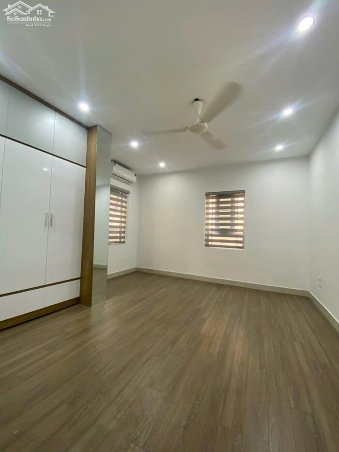 Hình ảnh Bán Nhà Phố Thợ Nhuộm Hoàn Kiếm 30m2-5T Th/Máy 3 THOÁNG 16 Tỷ Có Thương Lượng. 2