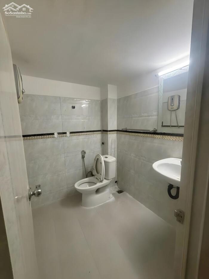 Hình ảnh 18 triệu - CHO THUÊ NHÀ 3 TẦNG MẶT TIỀN ĐƯỜNG TRẦN VĂN KHÉO - Xéo Trung Tâm Thương Mại 5