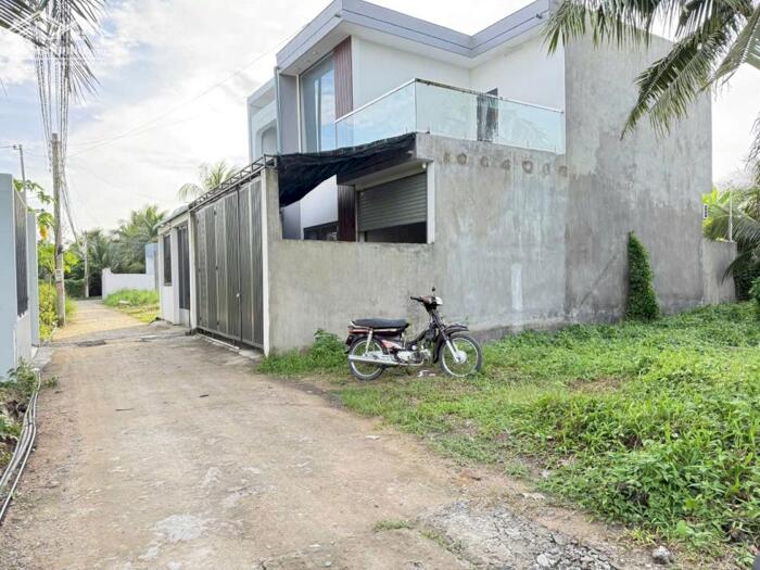 Hình ảnh bán 2 nền 90m2 , có 36m2 thổ cư, sau bến xe tỉnh bến tre , phường phú tân , bến tre 2