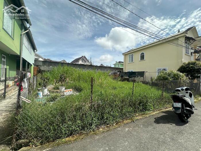 Hình ảnh đất biệt thự 260m giá :10 tỷ trung tâm Đà Lạt, cách hồ xuân hương 5 phút di chuyển , ngang : 12,6m 3