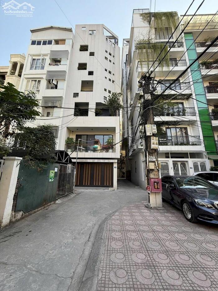 Hình ảnh Khu VIP ! Lý Nam Đế 135M2 Mặt Tiền 6.5M 4 Tầng 68.5 Tỷ Ô TÔ 24/7 0