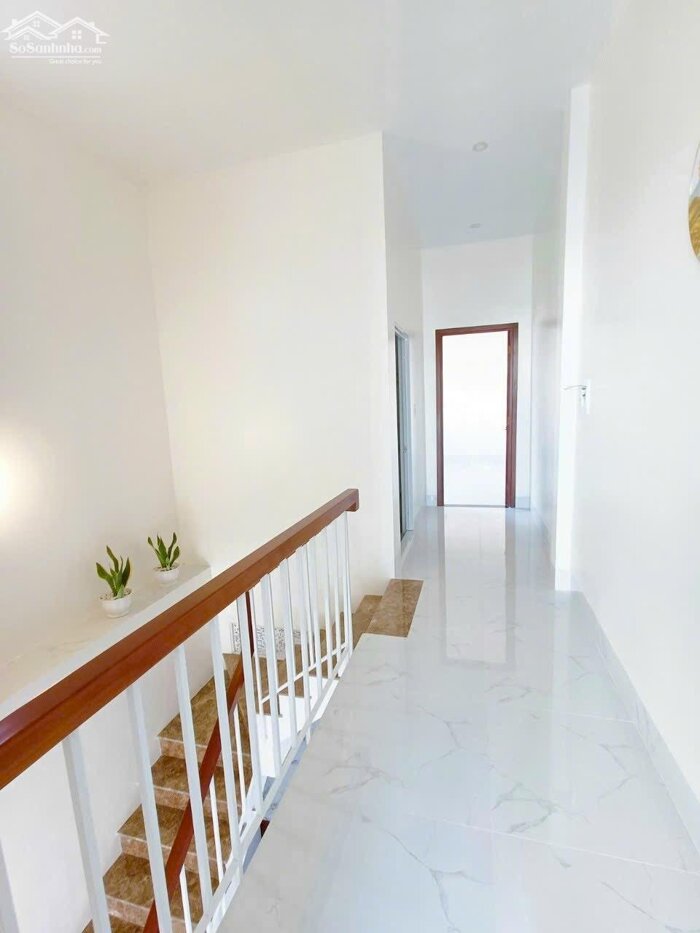 Hình ảnh Bán Nhà Trệt Lầu Trục Chính Hẻm 56 Lê Anh Xuân - Lộ nhựa 6m 5