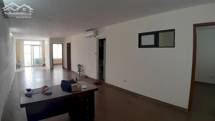 Hình ảnh cho thuê chung cư 62 Nguyễn Huy Tưởng, 95m, 3 phòng ngủ, đồ cơ bản 12 triệu 1