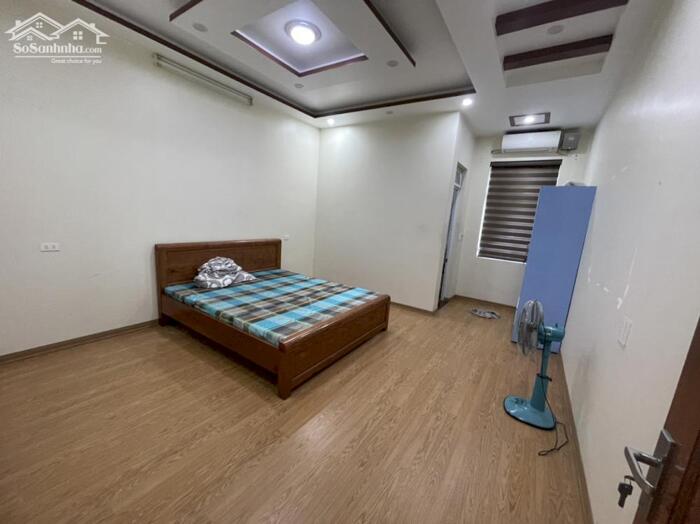 Hình ảnh Cho thuê nguyên căn sân cổng 110m2 Văn Cao, 4 p.ngủ. 10