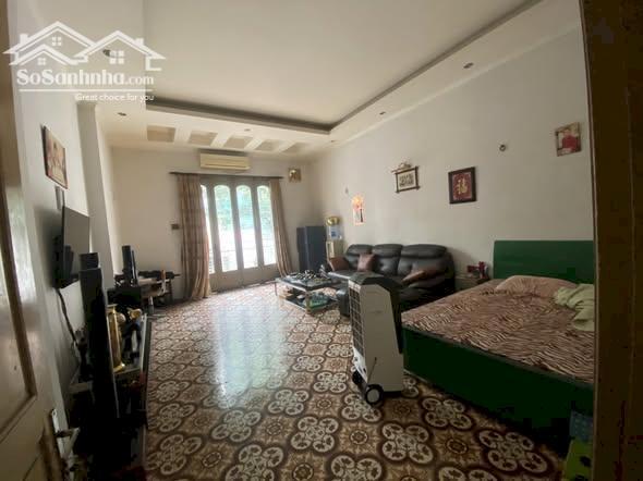 Hình ảnh Mặt Tiền 8M Mặt phố Hòa Mã 5 Tầng 53 Tỷ Sổ Đỏ Chính Chủ Vuông 4