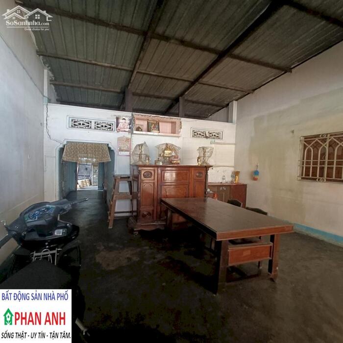 Hình ảnh Bán gấp nhà phố Quận 9 | Hẻm xe hơi 1 sẹc đường Đỗ Xuân Hợp | 135 m² đất, chỉ có 54 tr/ m². 2